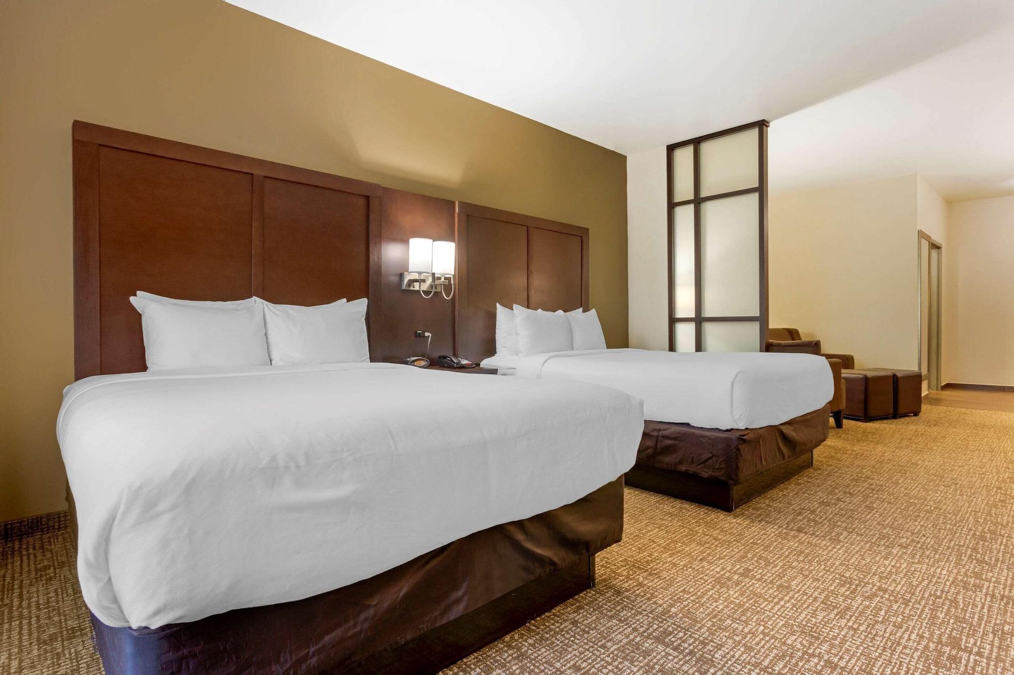 Comfort Suites Little Rock West Екстер'єр фото