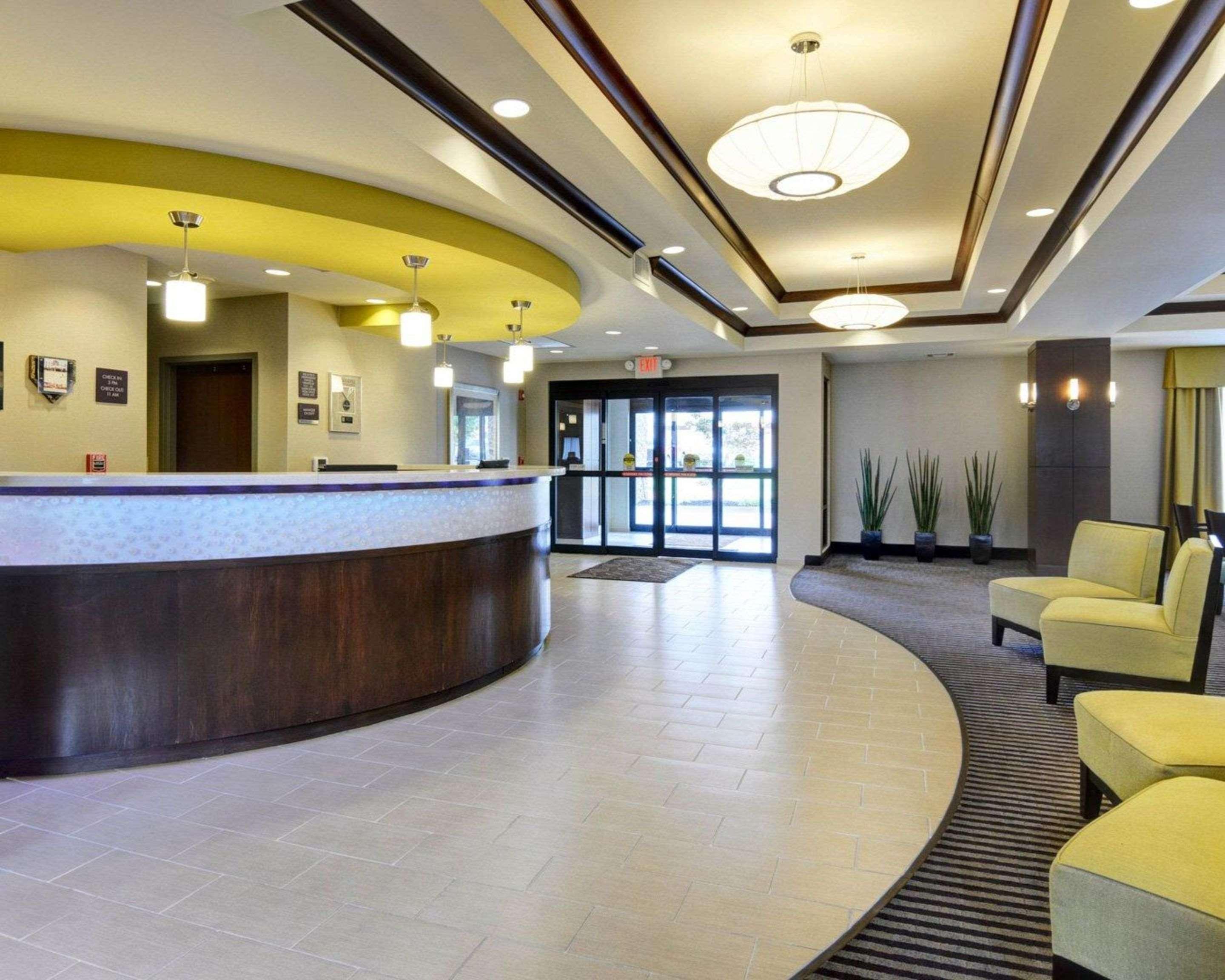 Comfort Suites Little Rock West Екстер'єр фото