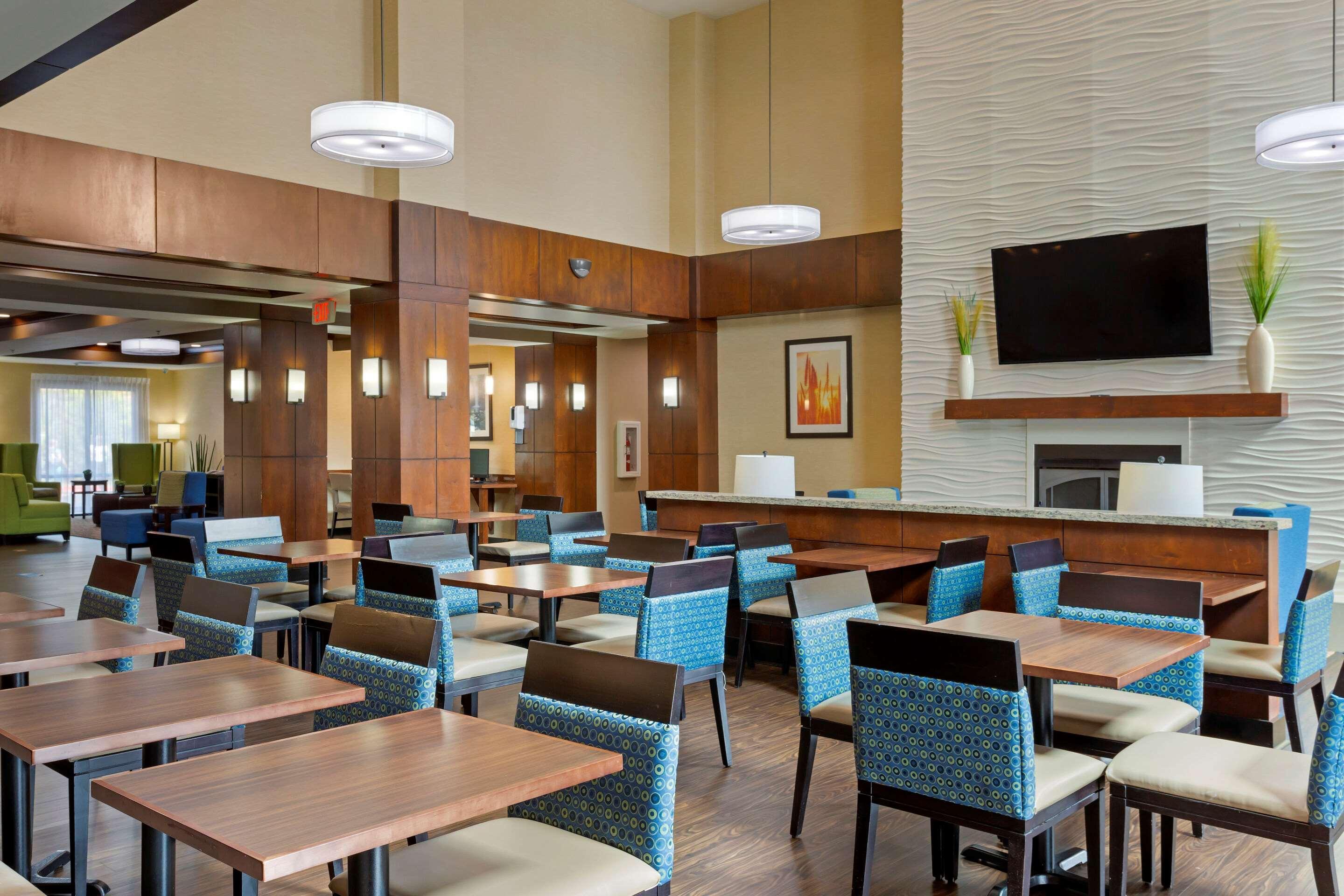 Comfort Suites Little Rock West Екстер'єр фото