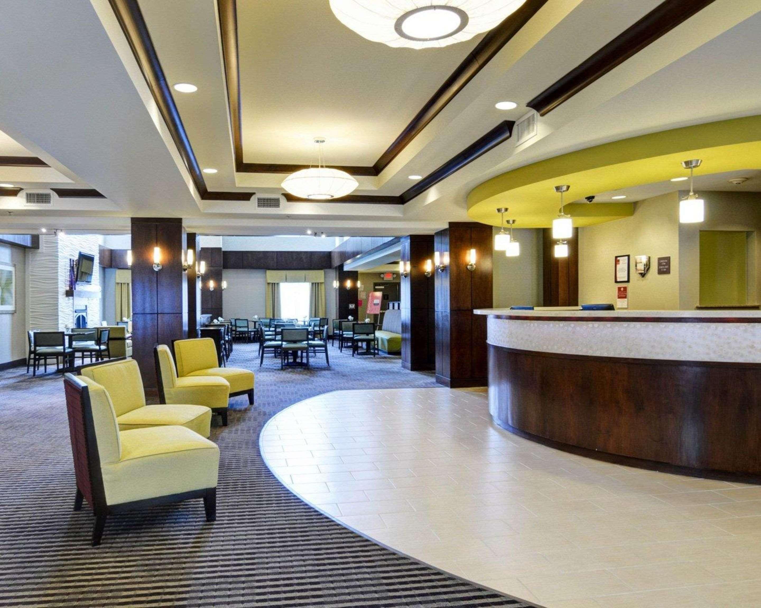 Comfort Suites Little Rock West Екстер'єр фото